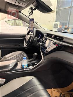 تۆیۆتا کامری